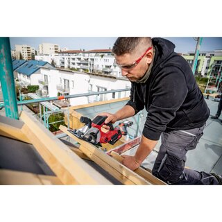 Kompakte Akku-Handkreiss�ge mit Pendelhaube 18,0 V CS 45 18.0-EC C
